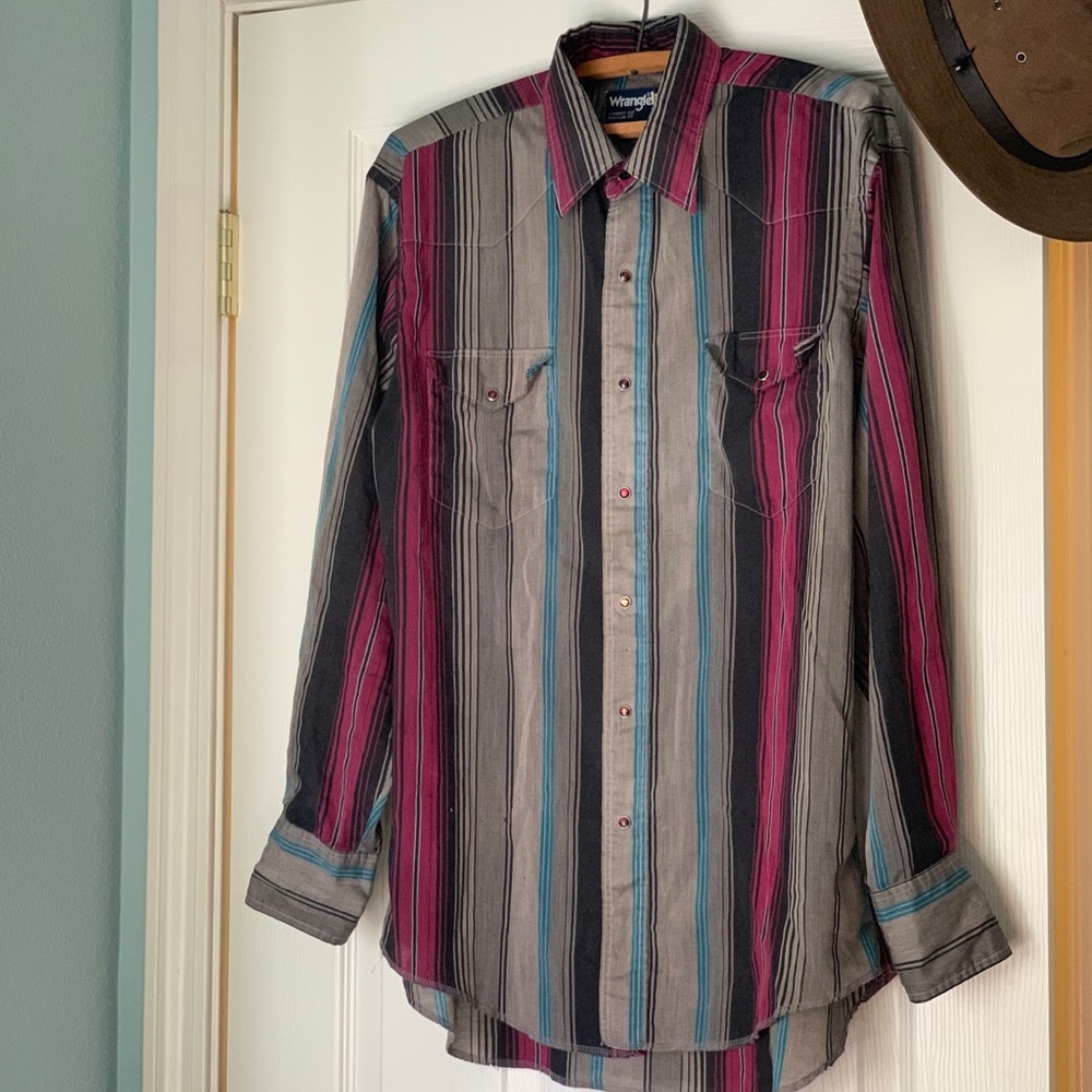 Vintage Wrangler Men’s Pearl Snap shirt